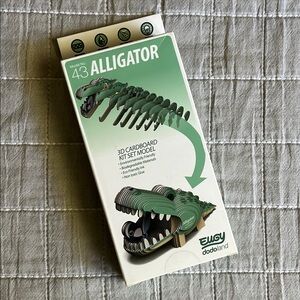 EUGY Dodoland Alligator 3D Puzzle Cardboard Kit; New in Box, unopened